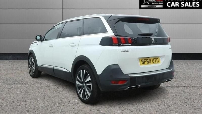 Used Peugeot 5008 Premium 130 HP (95 kW) 2020 White SUV