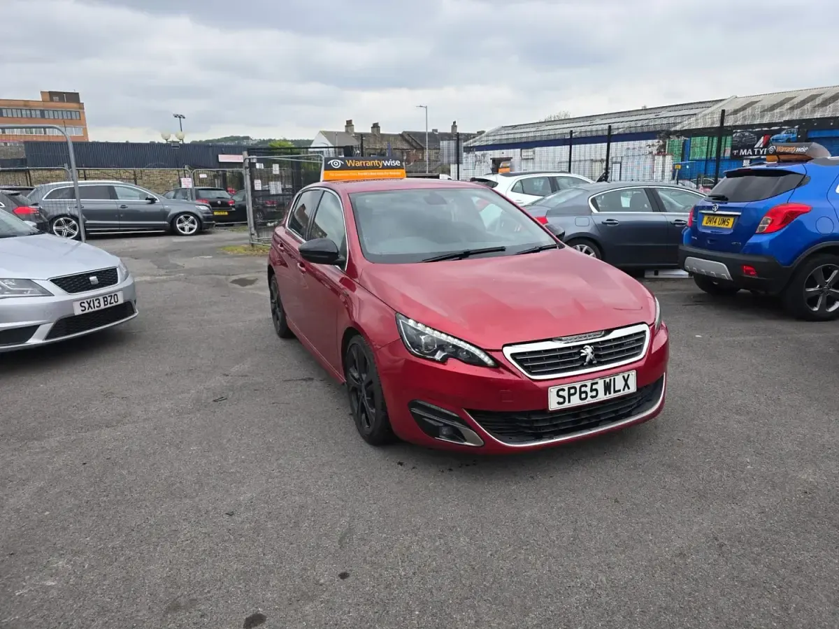 Gebraucht Peugeot 308 GT-line 120 PS (88 kW) 2015 Rot Kleinwagen