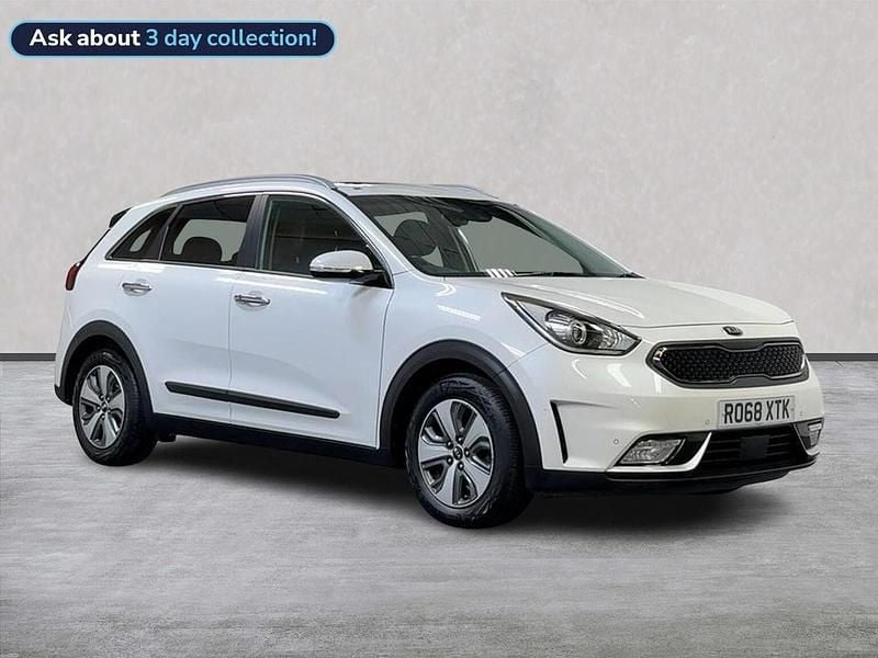 White Used 2018 Kia Niro 4 SUV | £14,585 (Good price) - Image 1/4