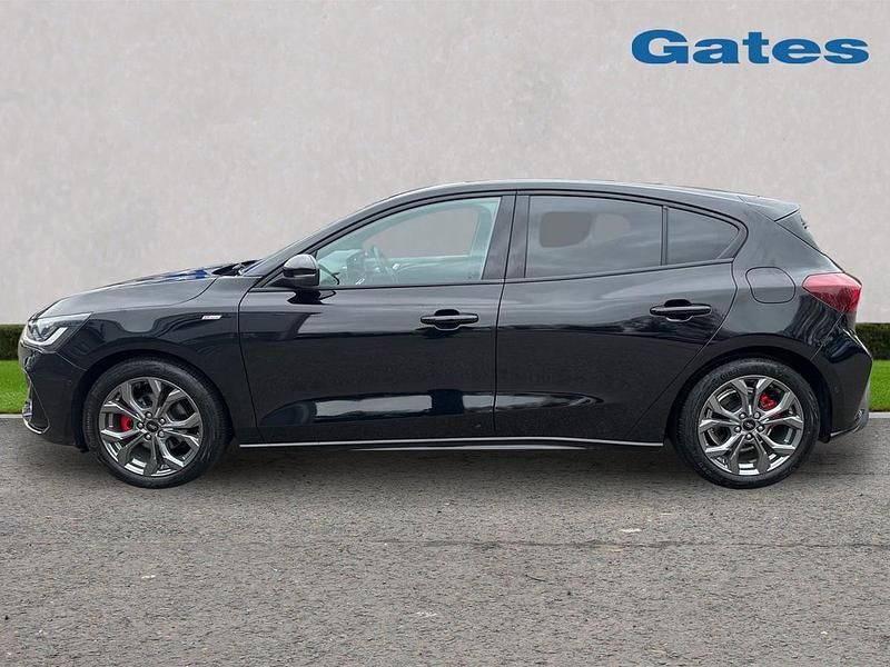 Used Ford Focus ST-Line 155 HP (114 kW) 2024 Black Hatchback