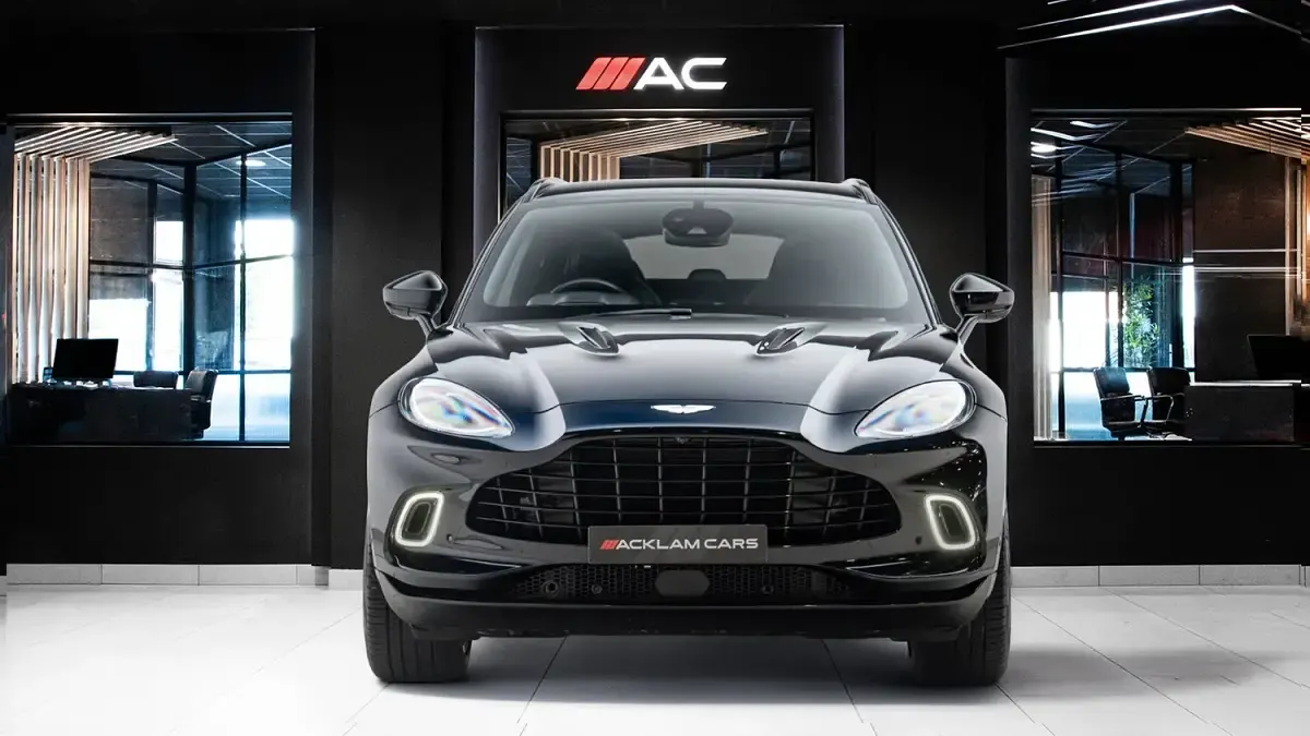 Used Aston Martin DBX 542 HP (398 kW) 2022 Black SUV