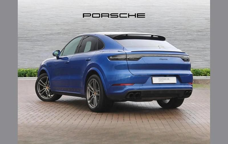 Used Porsche Cayenne Platinum Edition 456 HP (335 kW) 2023 Blue SUV