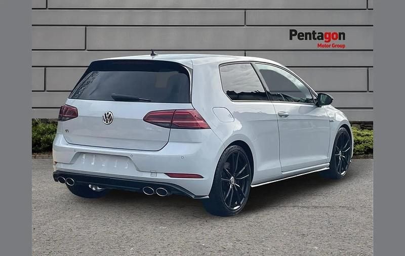 Second-hand VW Golf VII R 296 CP (217 kW) 2019 Argintiu Hatchback