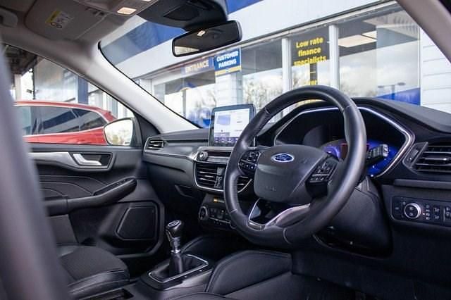 Used Ford Kuga Titanium 120 HP (88 kW) 2022 Silver SUV