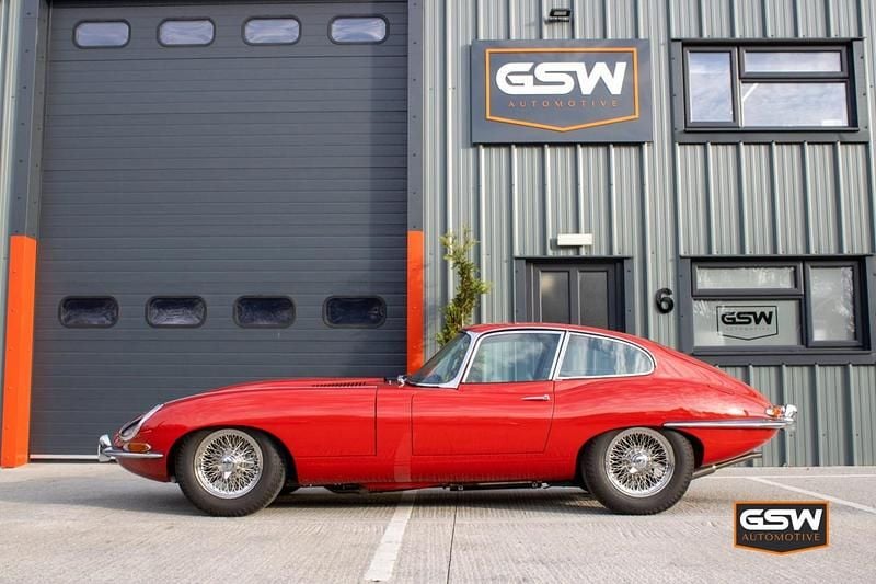 Usado Jaguar E-Type 265 HP (194 kW) 1965 Vermelho Coupé