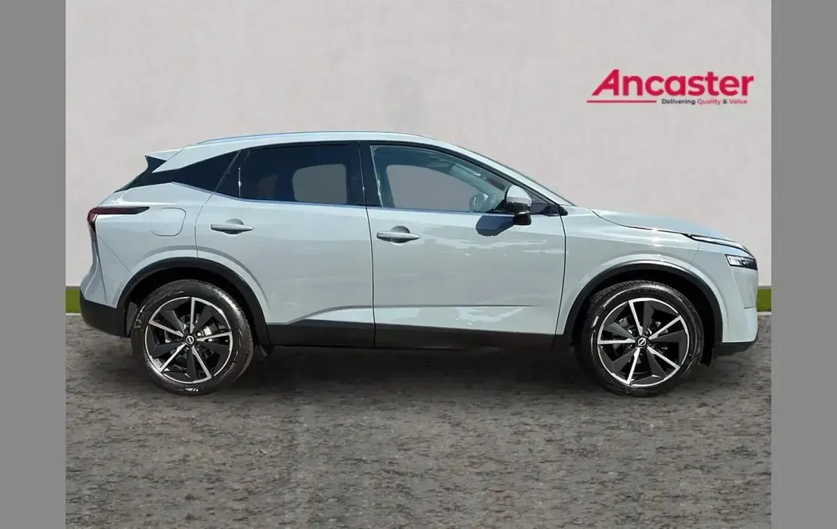 Used Nissan Qashqai Tekna 155 HP (114 kW) 2022 Grey SUV