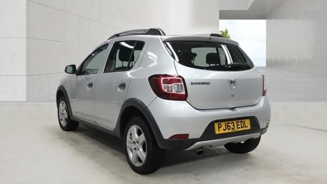 Used Dacia Sandero Ambiance 90 HP (66 kW) 2013 Silver Hatchback