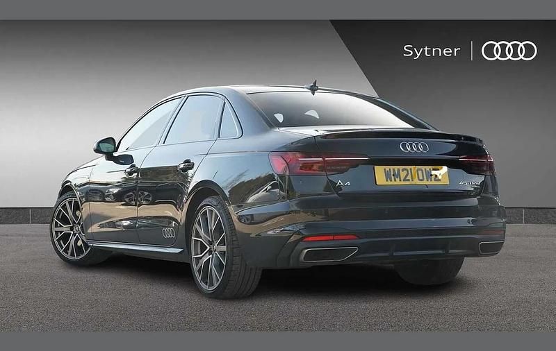 Used Audi A4 Advanced 261 HP (191 kW) 2021 Black Sedan