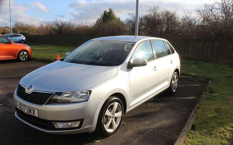 Silver Used 2016 Skoda Rapid SE Hatchback | £6,999 (Fair price) - Image 1/4