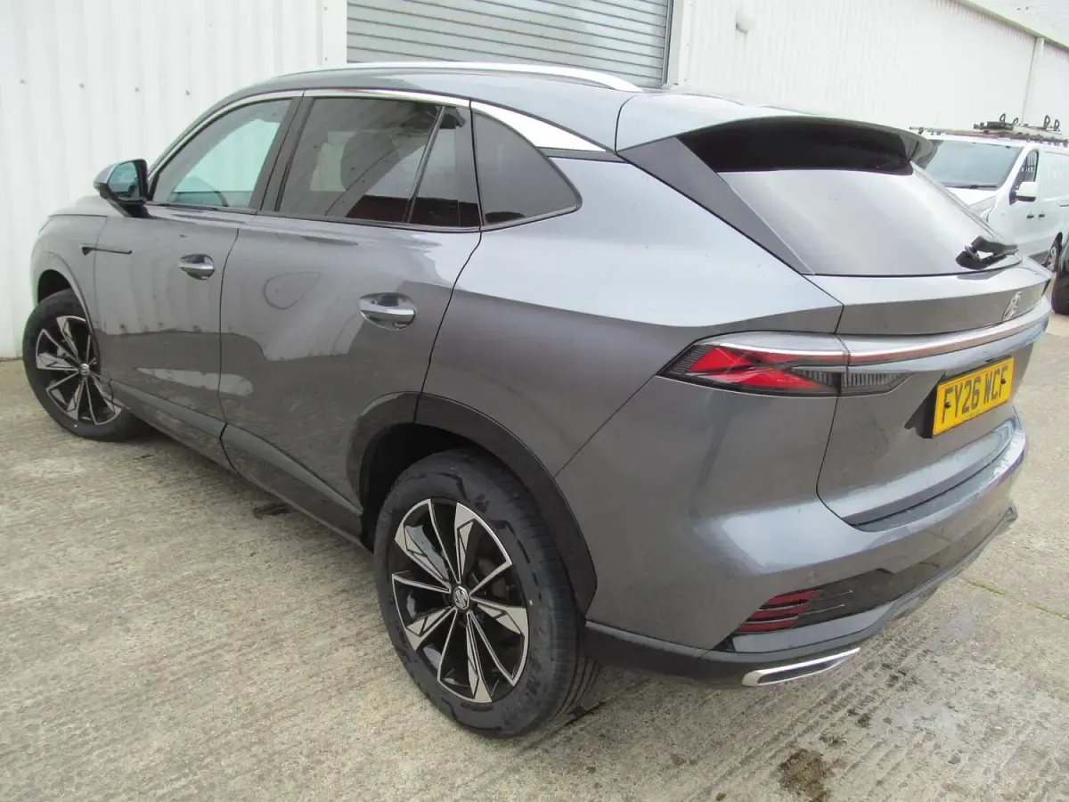 New MG HS SE 170 HP (125 kW) 2026 Grey SUV