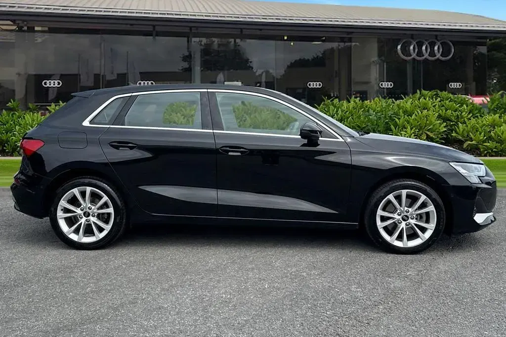 Used Audi A3 e-tron Sport 204 HP (150 kW) 2025 Black Hatchback