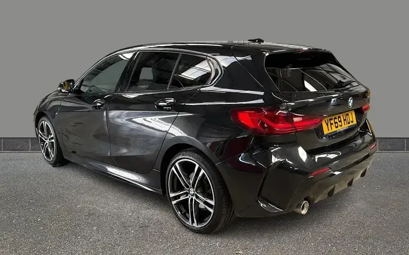 Used BMW 118 M Sport 140 HP (102 kW) 2019 Black Hatchback
