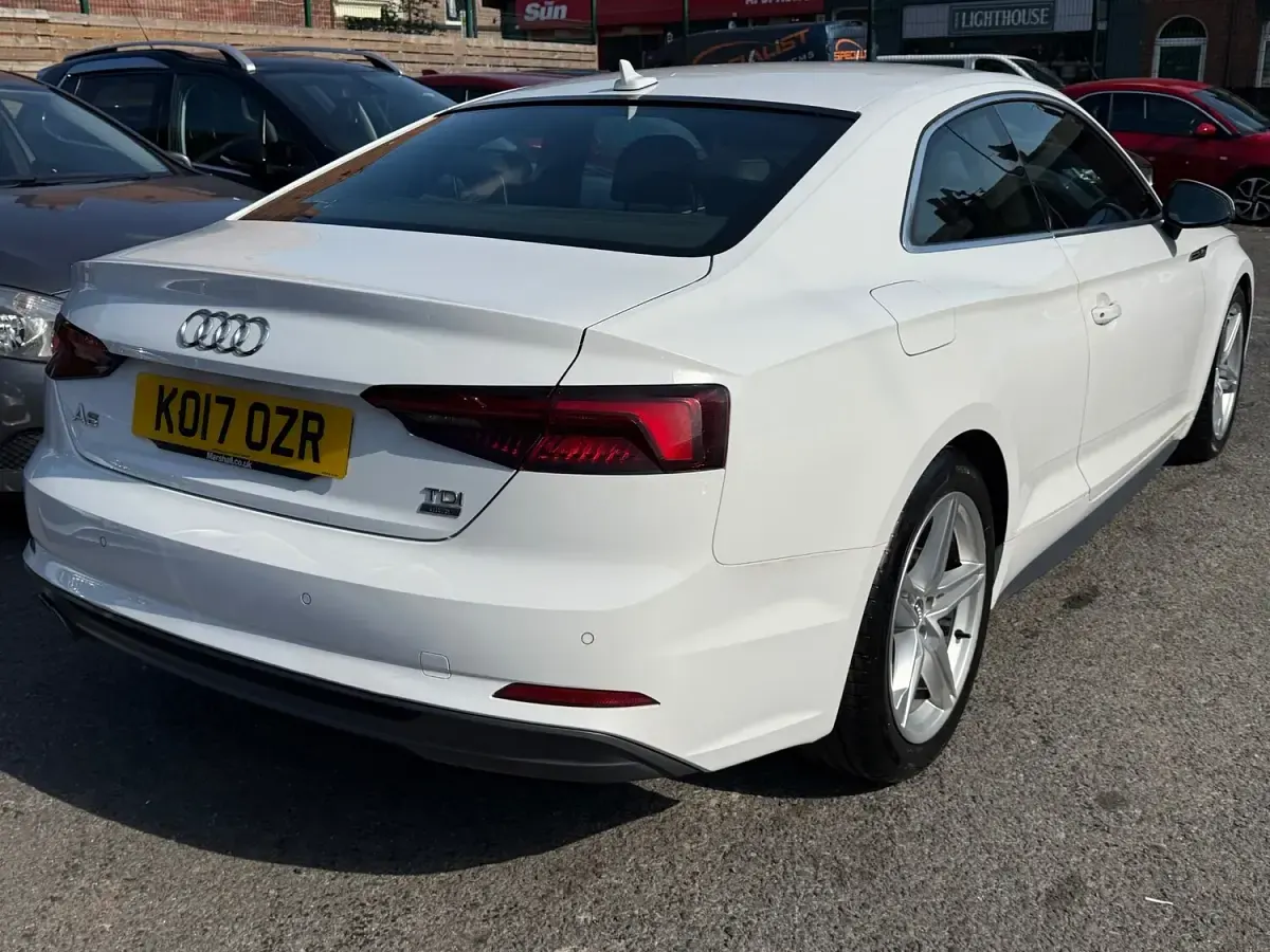 Used Audi A5 S-Line 190 HP (139 kW) 2017 White Coupe