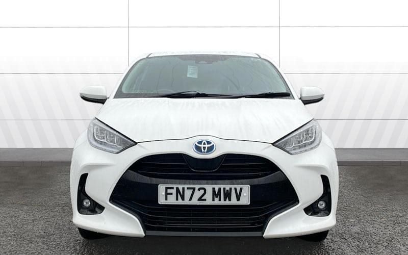Used Toyota Yaris Hybrid Design 116 HP (85 kW) 2026 Hatchback