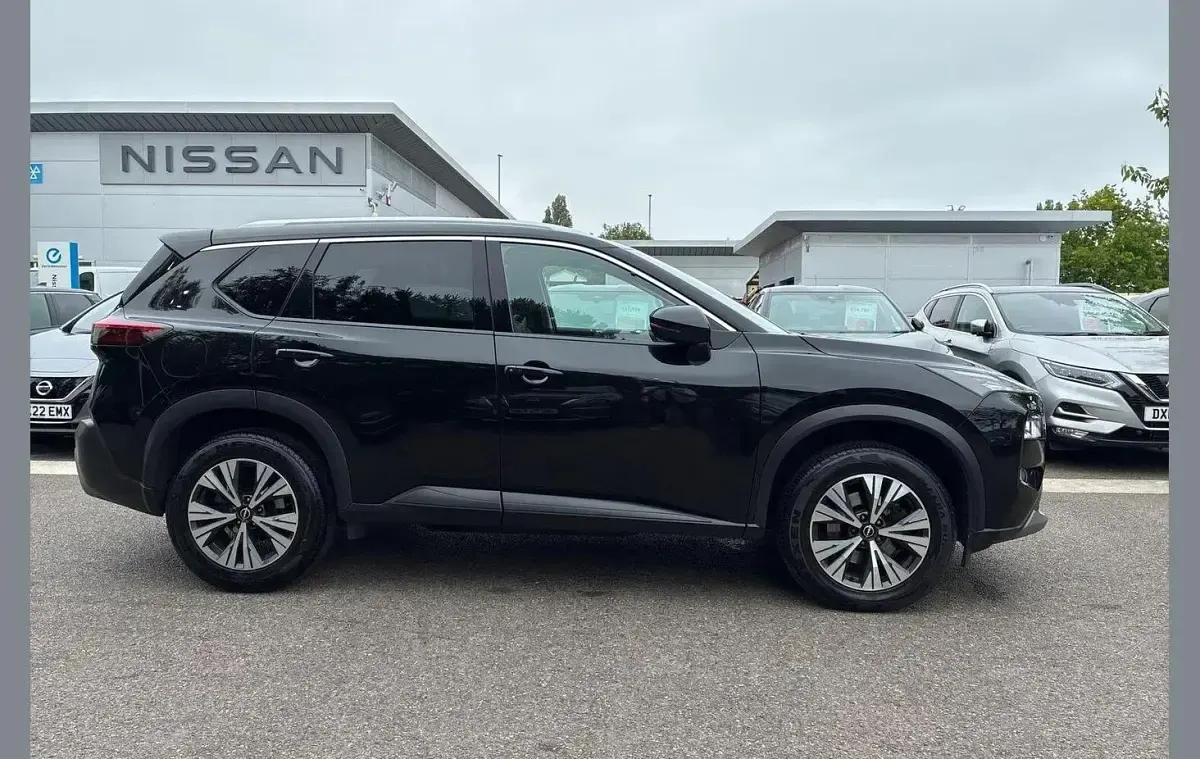 Used Nissan X-Trail N-Connecta 204 HP (150 kW) 2023 Black SUV