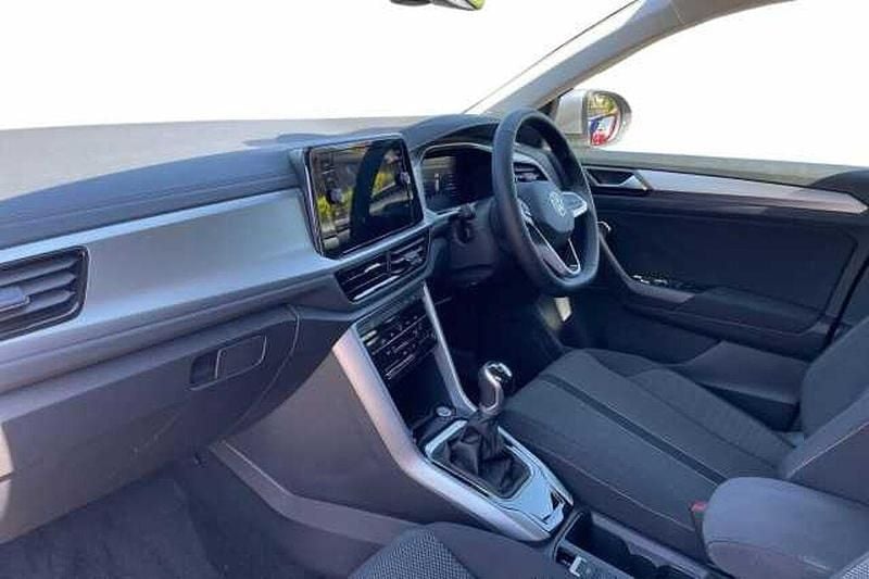 New VW T-Roc 150 HP (110 kW) 2025 SUV