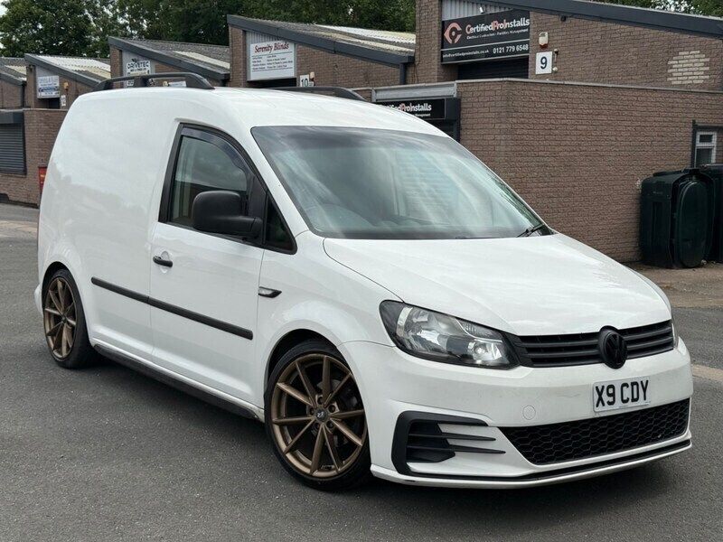 White Used 2012 VW Caddy MPV | £6,495 (Expensive) - Image 1/4