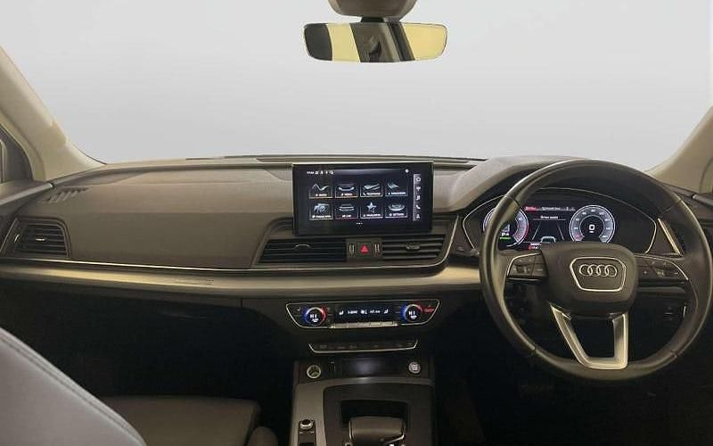 Used Audi Q5 Sport 265 HP (194 kW) 2024 SUV