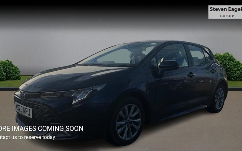 Used Toyota Corolla 140 HP (102 kW) 2026 Hatchback