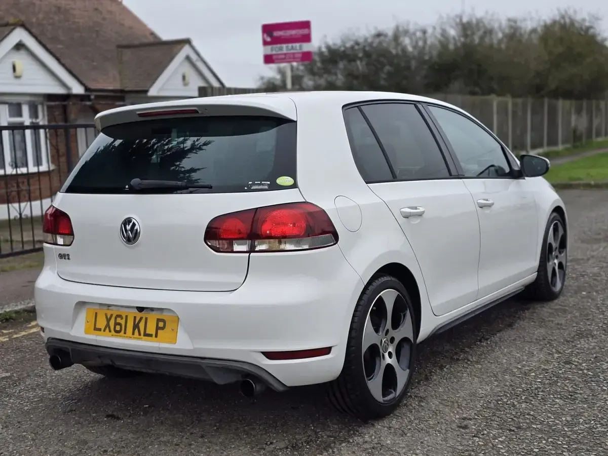 Used VW Golf VI Sportline 2011 White Hatchback