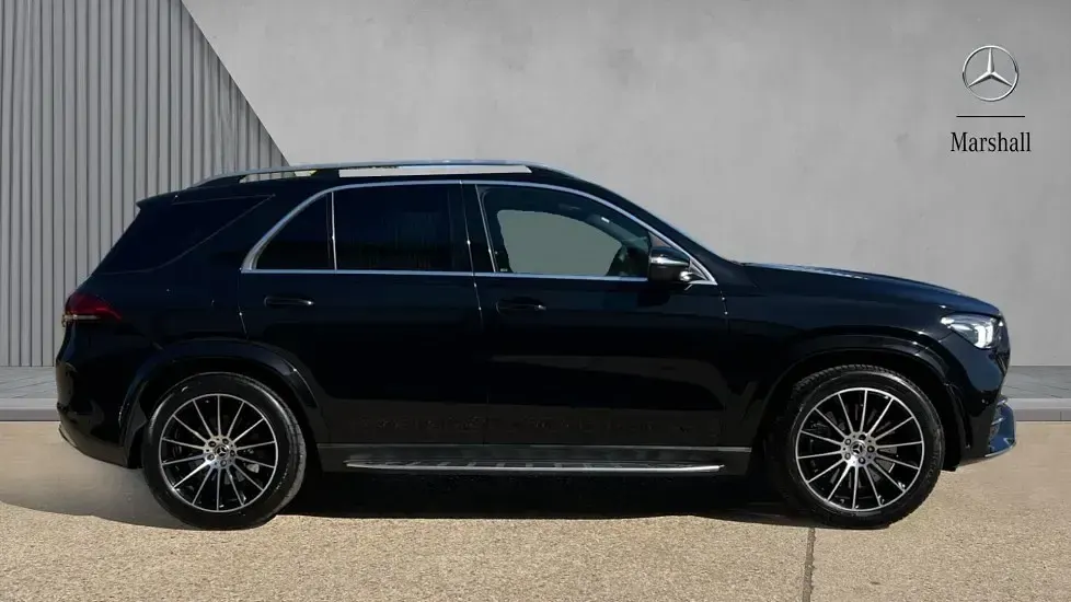 Used Mercedes GLE450 AMG AMG line 367 HP (269 kW) 2022 Obsidian black metallic