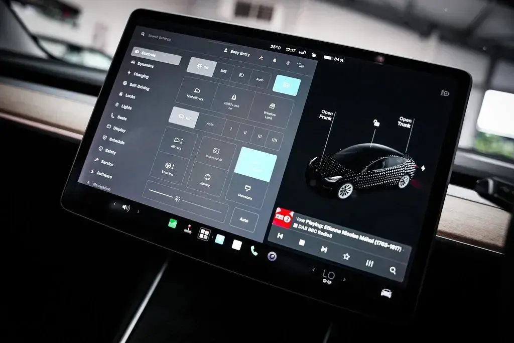 Used Tesla Model 3 Standard Range 239 kW (325 HP) 2020 Sedan