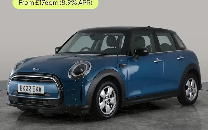 Usado Mini Cooper Classic 136 HP (100 kW) 2022 Citadino