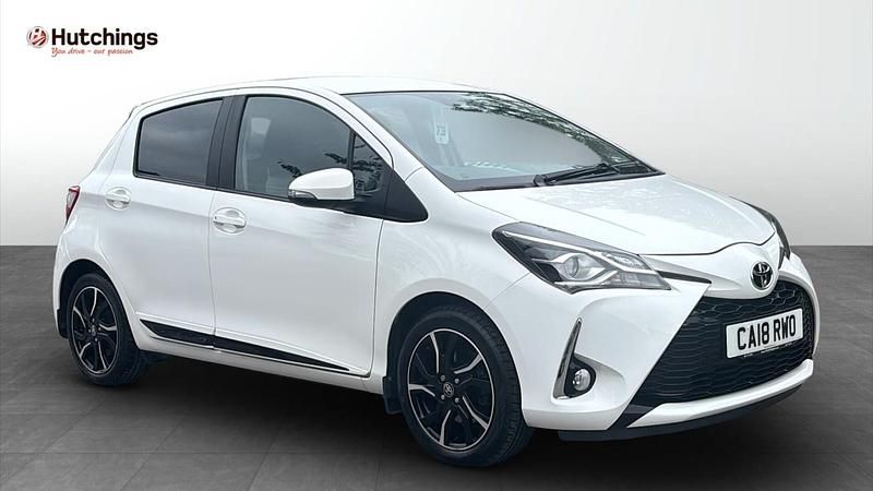 White Used 2018 Toyota Yaris Design Hatchback | £9,838 (Fair price) - Image 1/4