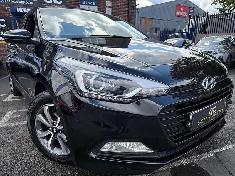 Black Used 2018 Hyundai i20 GO! Hatchback | £6,895 (Fair price) - Image 1/4