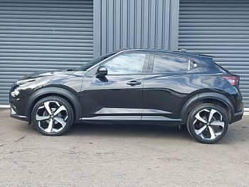 Usado Nissan Juke Tekna 114 HP (83 kW) 2023 Preto SUV