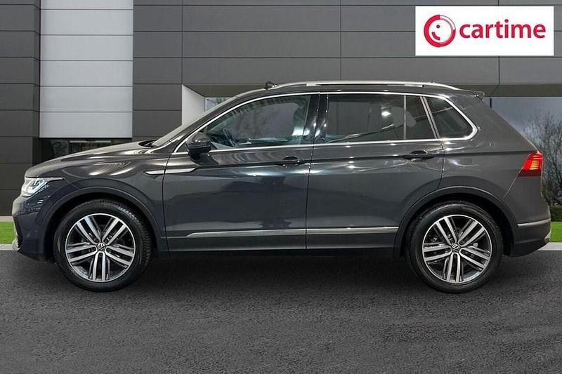 Used VW Tiguan Elegance 150 HP (110 kW) 2022 Grey SUV