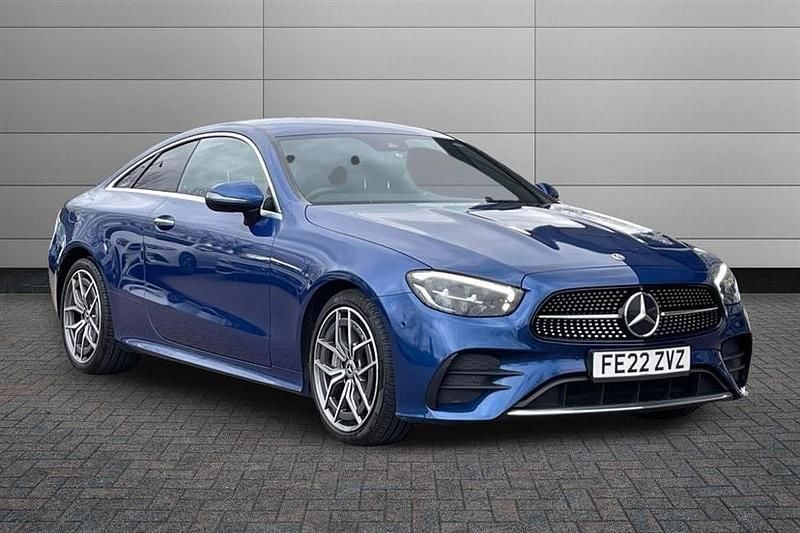 Used Mercedes E300 AMG Line Premium 258 HP (189 kW) 2022 Blue Coupe