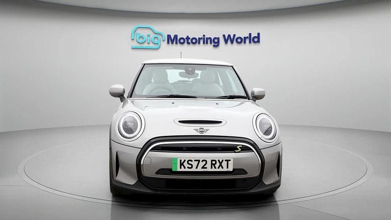 Used Mini Cooper SE Hatch 133 kW (181 HP) 2023 Hatchback