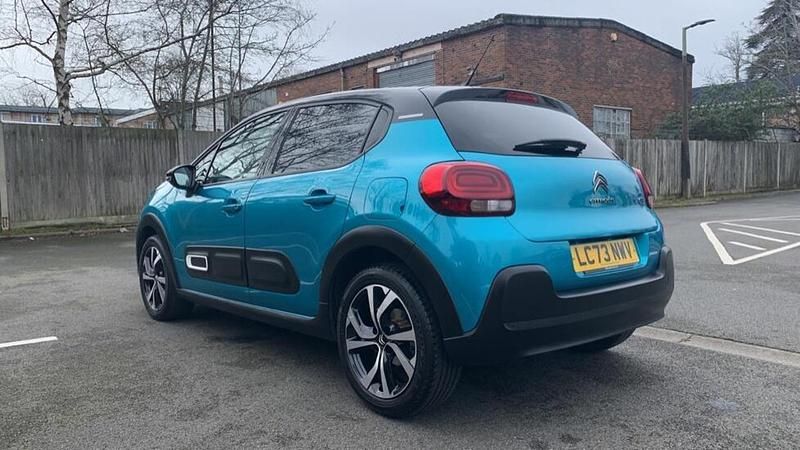 Used Citroën C3 PureTech 108 HP (79 kW) 2023 Blue Hatchback