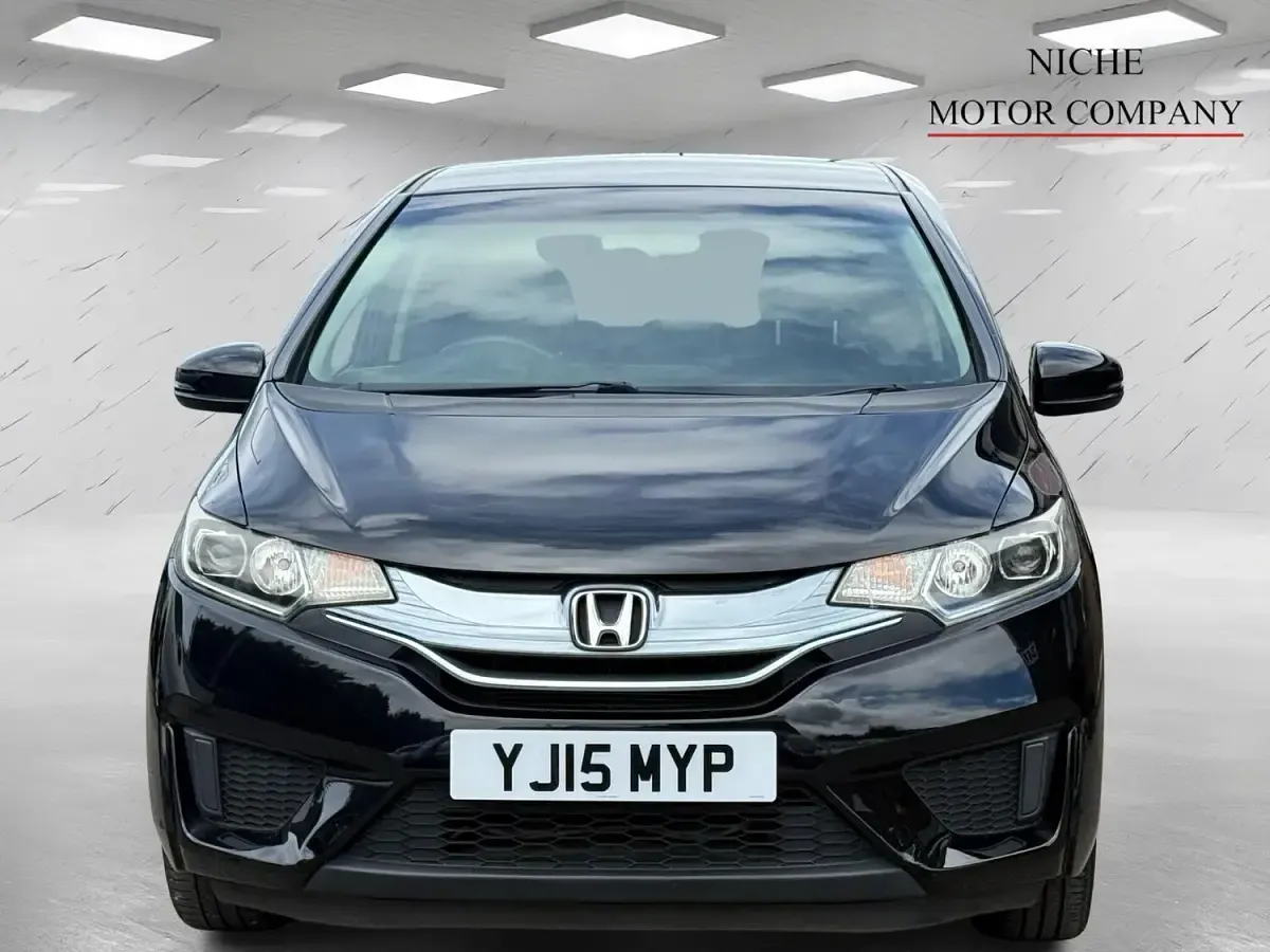 Used Honda Jazz Hybrid 107 HP (78 kW) 2023 Black Hatchback