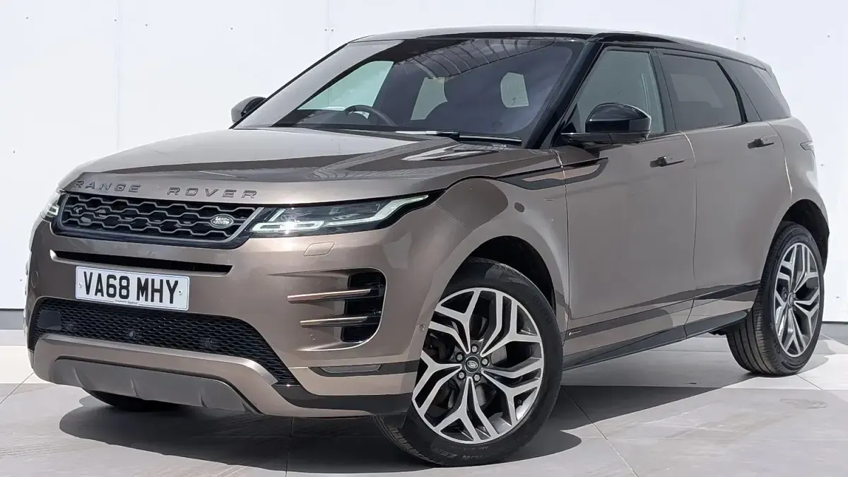 Used Land Rover Range Rover evoque SE Dynamic 2019 Brown Estate