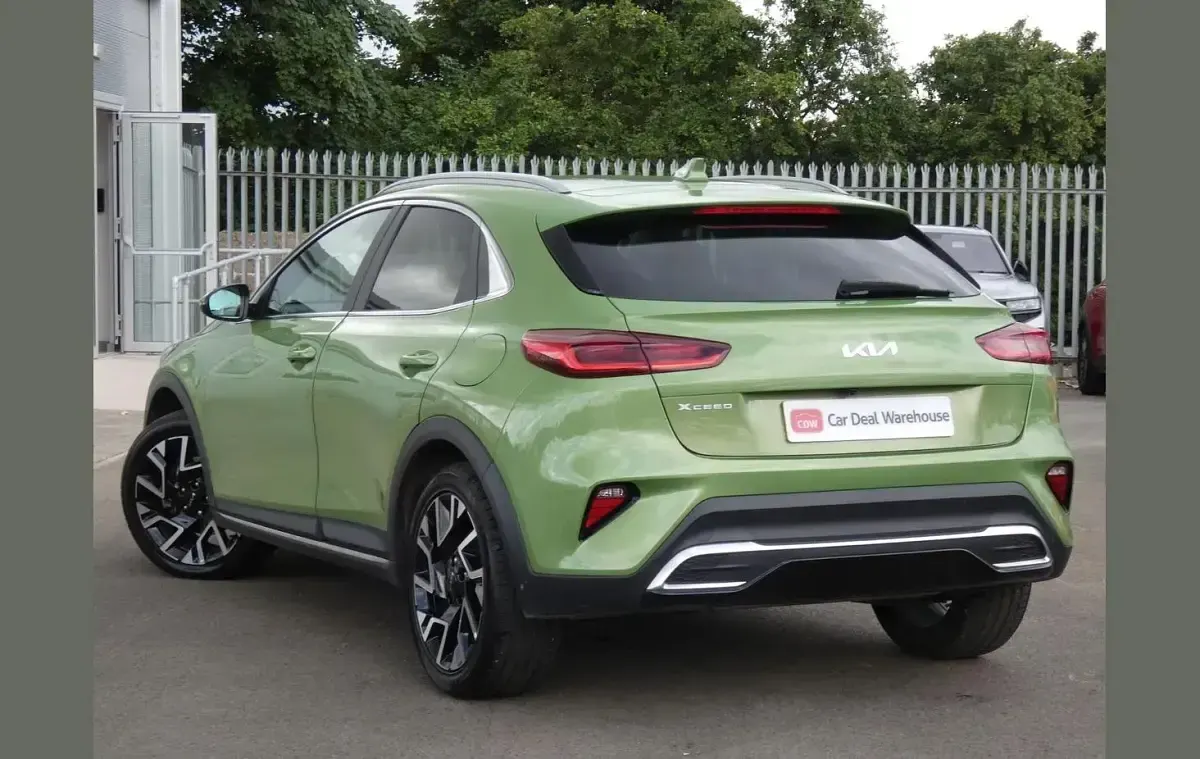Used Kia XCeed 138 HP (101 kW) 2024 Green SUV