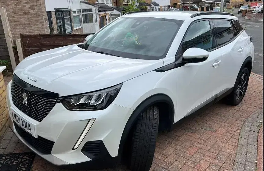 Used Peugeot 2008 Allure 131 HP (96 kW) 2021 SUV