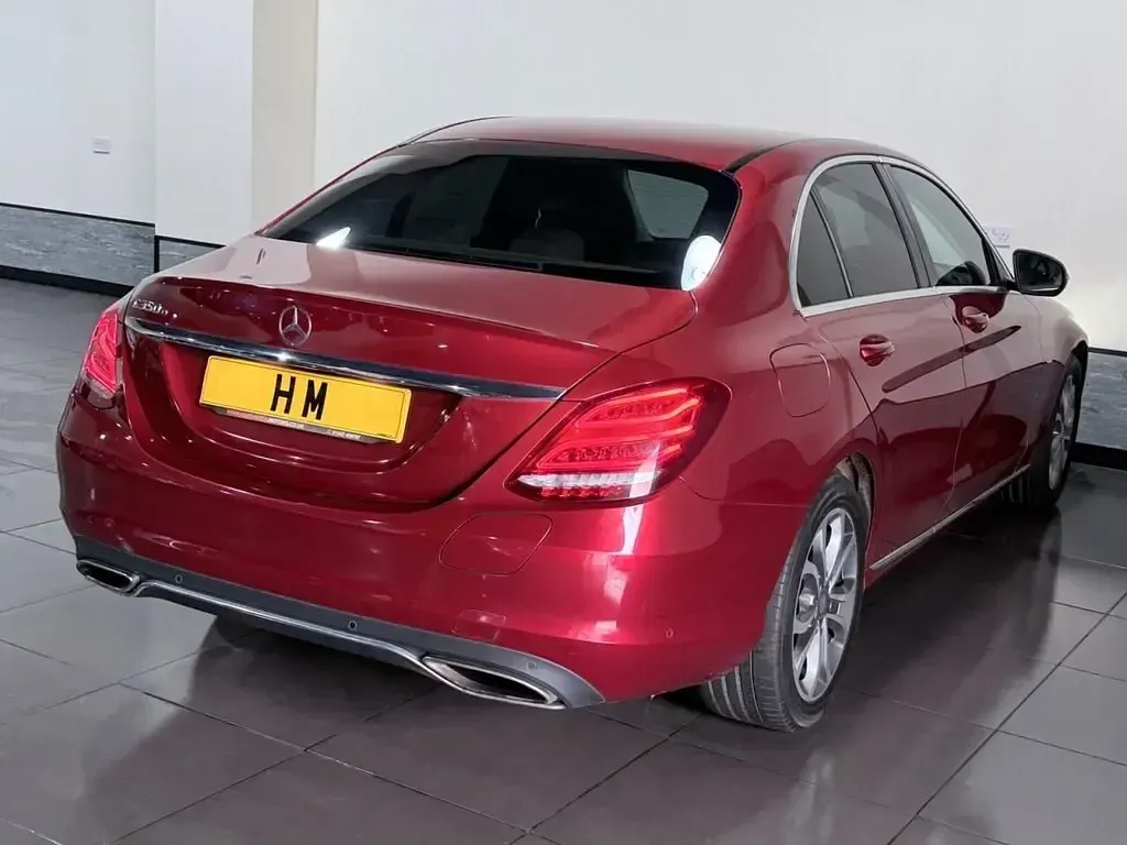 Usado Mercedes C350e 2016 Vermelho Sedan