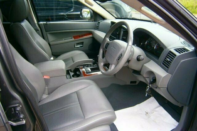 Used Jeep Grand Cherokee 322 HP (236 kW) 2006 SUV