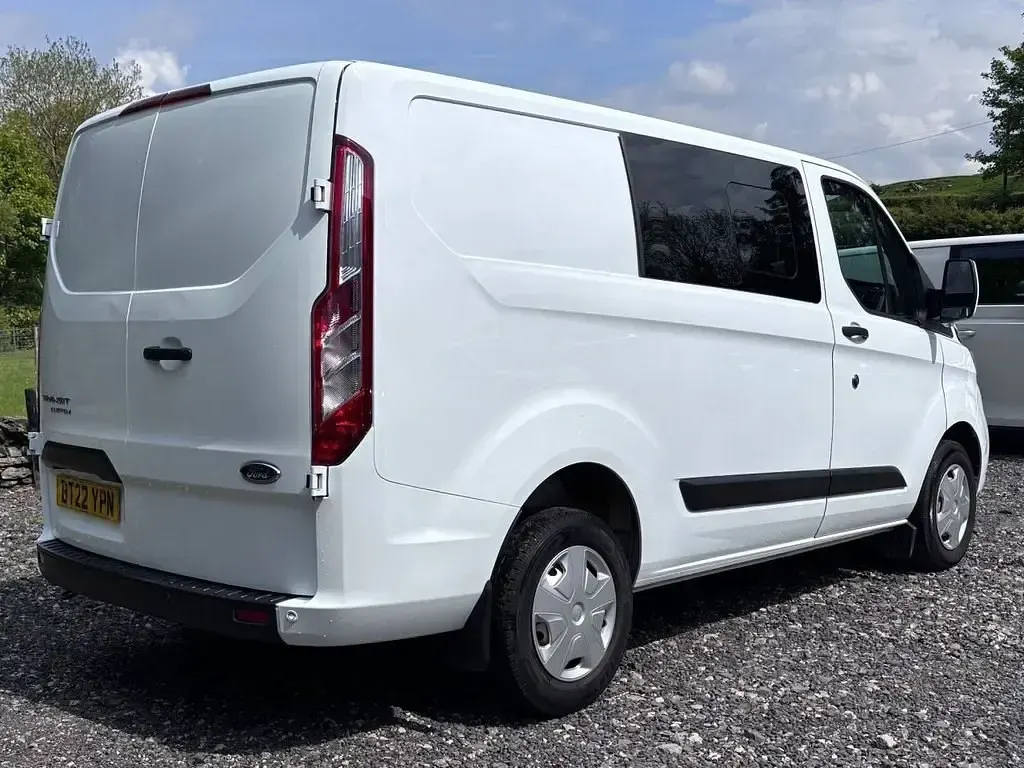 Begagnad Ford Transit Custom Trend 130 HK (95 kW) 2022 Vit Van