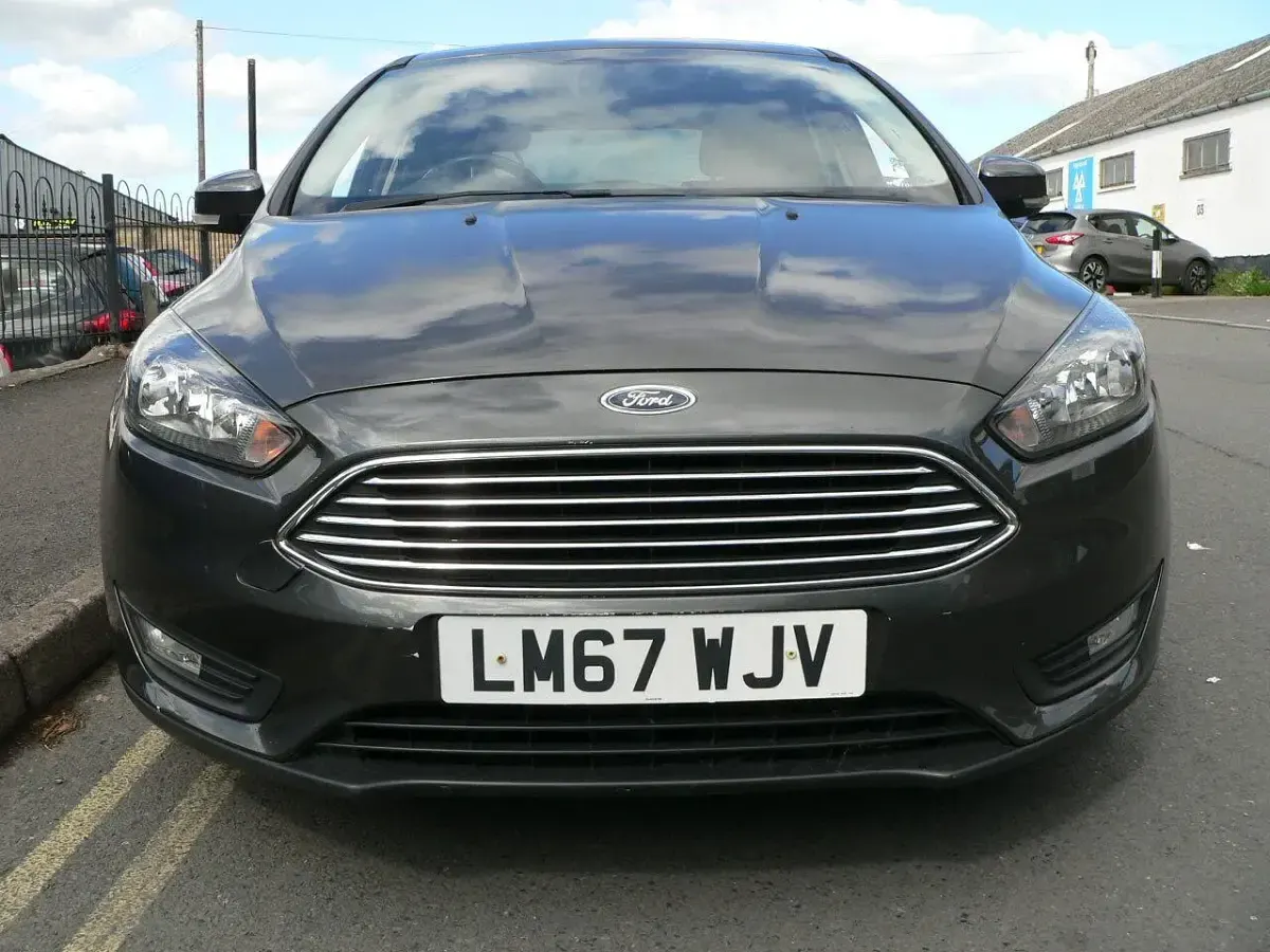 Used Ford Focus Zetec 2017 Grey Hatchback