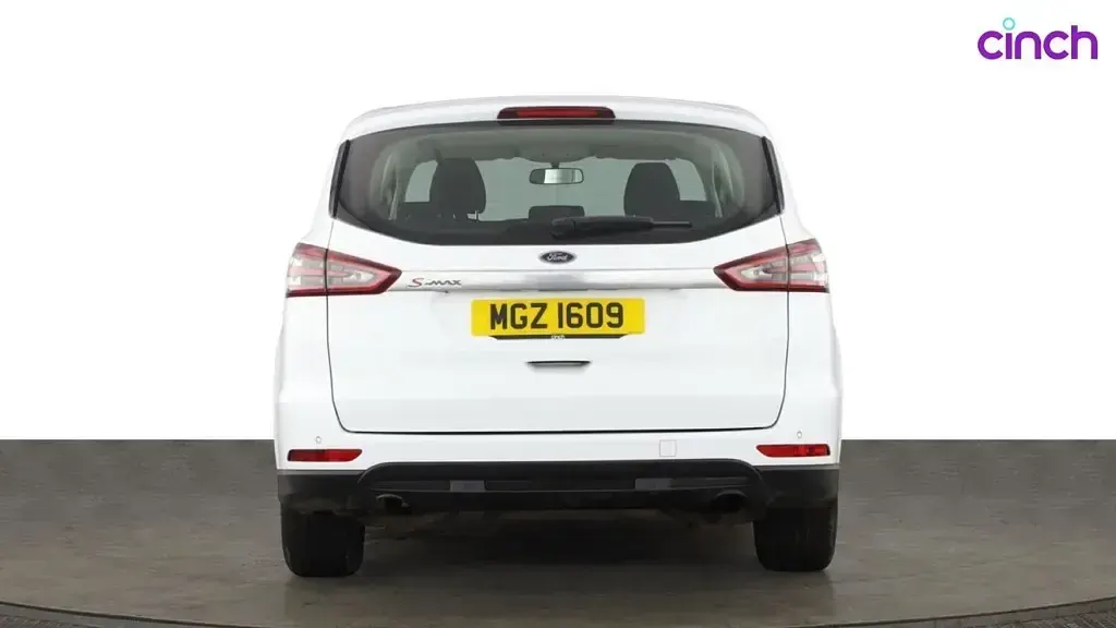 Used Ford S-MAX Zetec 2019 White MPV
