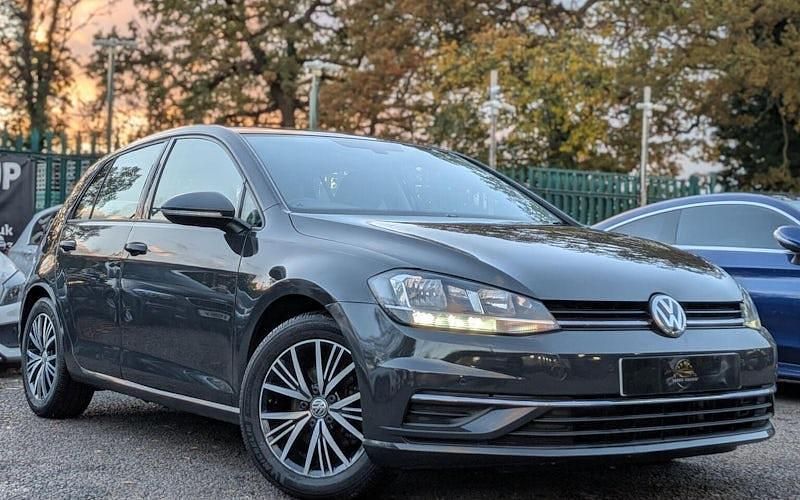 Grey Used 2018 VW Golf VII SE Hatchback | £12,488 (Good price) - Image 1/3