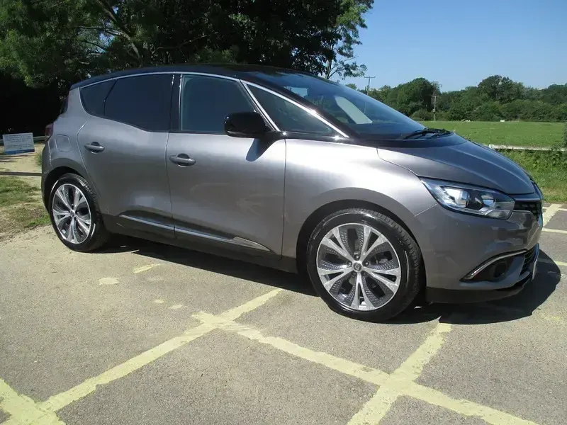 Used Renault Scénic III Dynamique 2016 Grey/black MPV