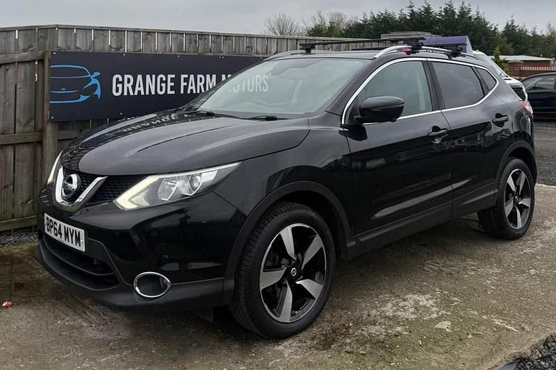 Used Nissan Qashqai N-TEC 110 HP (80 kW) 2015 Black SUV