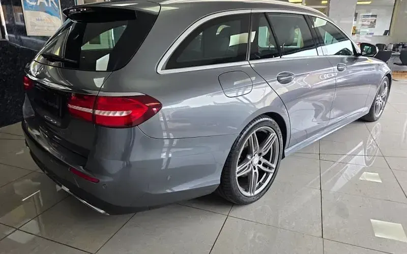 Używany Mercedes E220 AMG line 194 KM (142 kW) 2019 Kombi