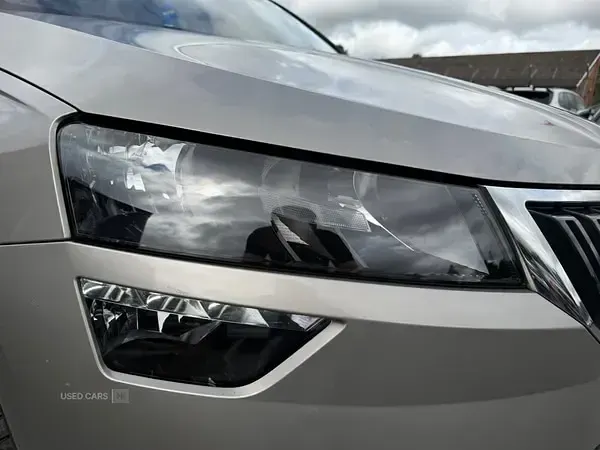 Used Skoda Karoq SE 115 HP (84 kW) 2018 Beige SUV