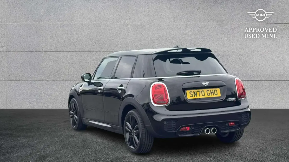 Used Mini Cooper S Sport 192 HP (141 kW) 2020 Black Hatchback