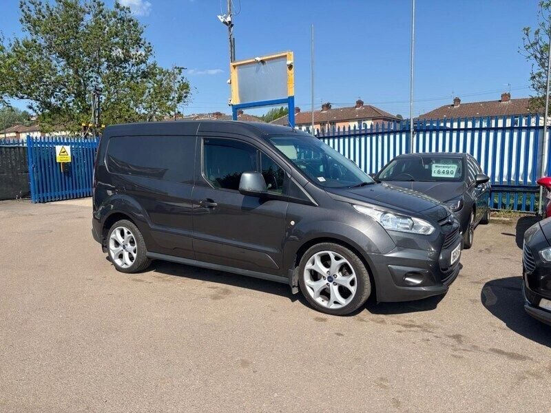Grey Used 2018 Ford Transit Limited Van | £8,990 (Fair price) - Image 1/4